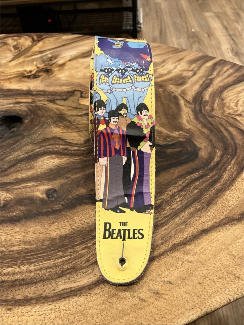 Subafilms Ltd. 2016 The Beatles - Yellow Submarine Guitar Strap